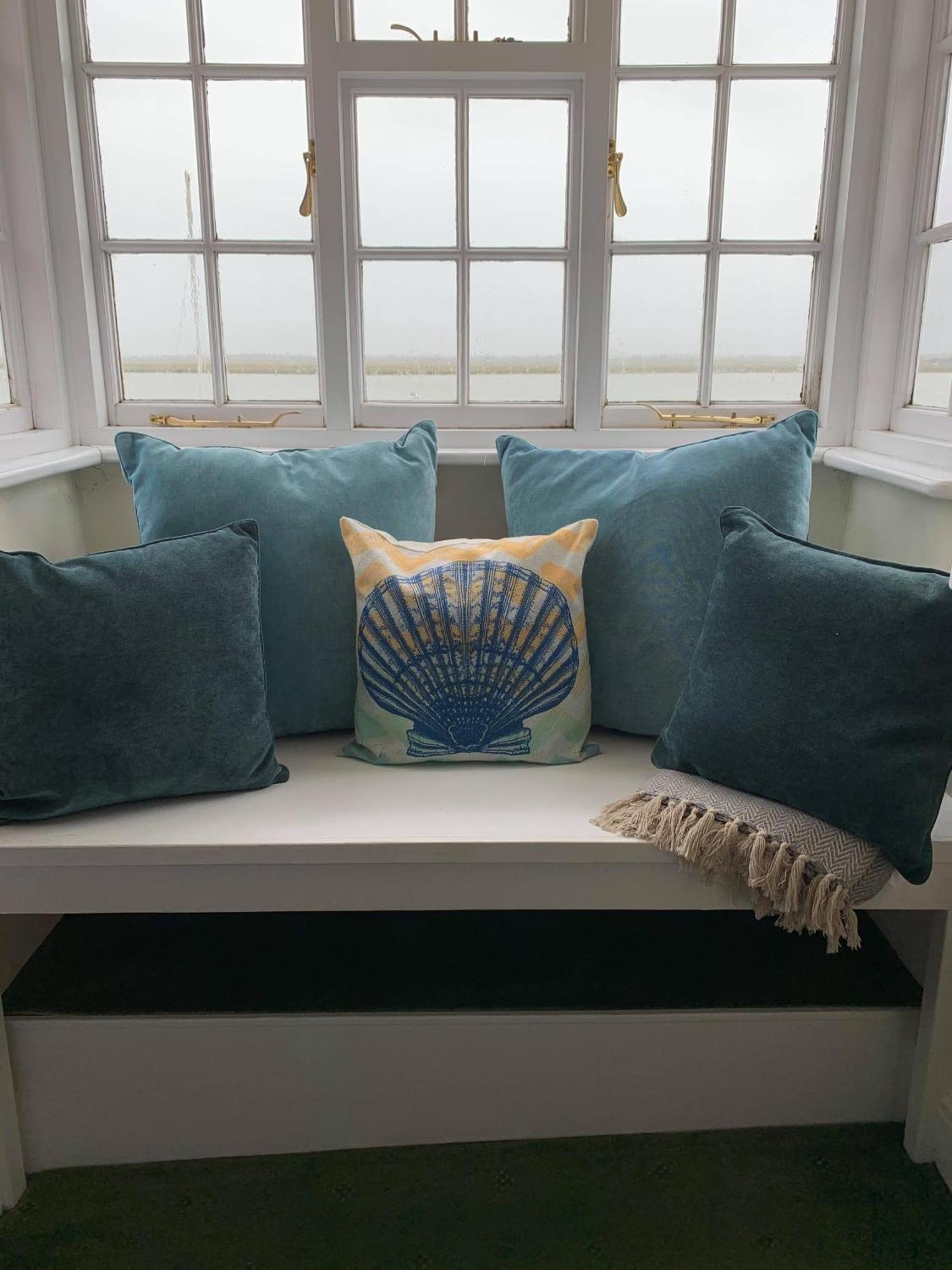 Ye Olde White Harte Hotel Burnham-on-Crouch ห้อง รูปภาพ